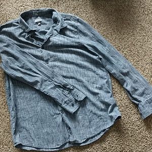 Grey striped shirt,  Calibrate